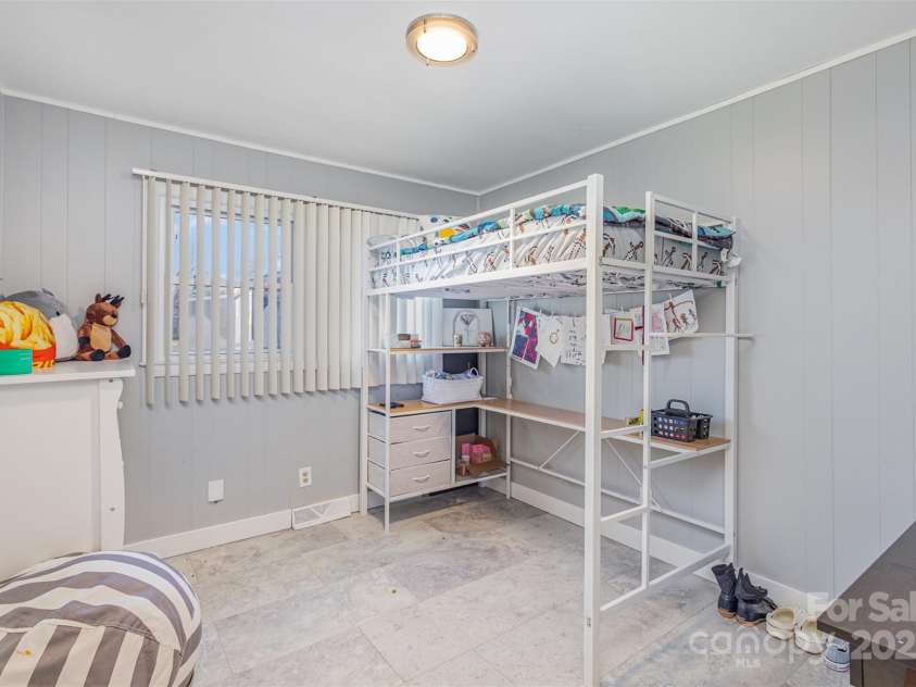 2320 Monterey Park Drive, Gastonia, NC 28054.  MLS# CAR4229274, YatesRealty ID 4940. 