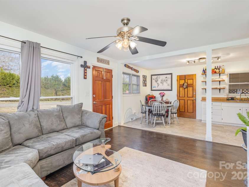 2320 Monterey Park Drive, Gastonia, NC 28054.  MLS# CAR4229274, YatesRealty ID 4940. 