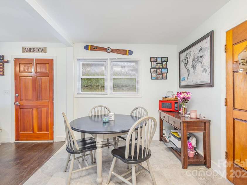 2320 Monterey Park Drive, Gastonia, NC 28054.  MLS# CAR4229274, YatesRealty ID 4940. 