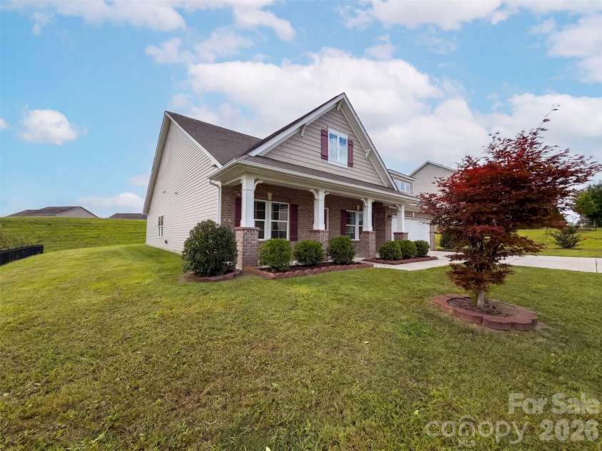 2221 Holden Avenue, Concord, NC 28025.  MLS# CAR4422387, YatesRealty ID 49400. 
