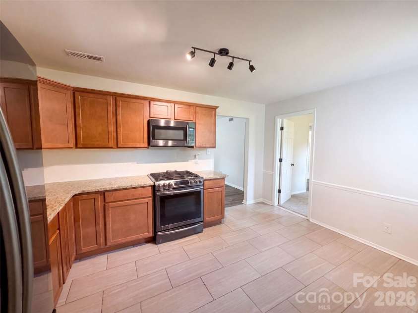 728 Milan Road, Charlotte, NC 28216.  MLS# CAR4422393, YatesRealty ID 49401. 