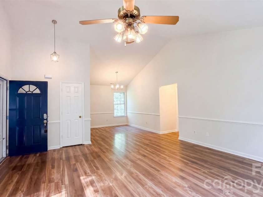 6223 Sunbridge Court, Charlotte, NC 28269.  MLS# CAR4422433, YatesRealty ID 49402. 
