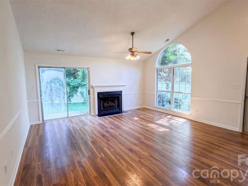 6223 Sunbridge Court, Charlotte, NC 28269.  MLS# CAR4422433, YatesRealty ID 49402. 