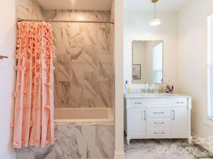 4413 Holly Circle, Conover, NC 28613.  MLS# CAR4422472, YatesRealty ID 49404. 