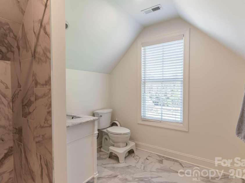 4413 Holly Circle, Conover, NC 28613.  MLS# CAR4422472, YatesRealty ID 49404. 