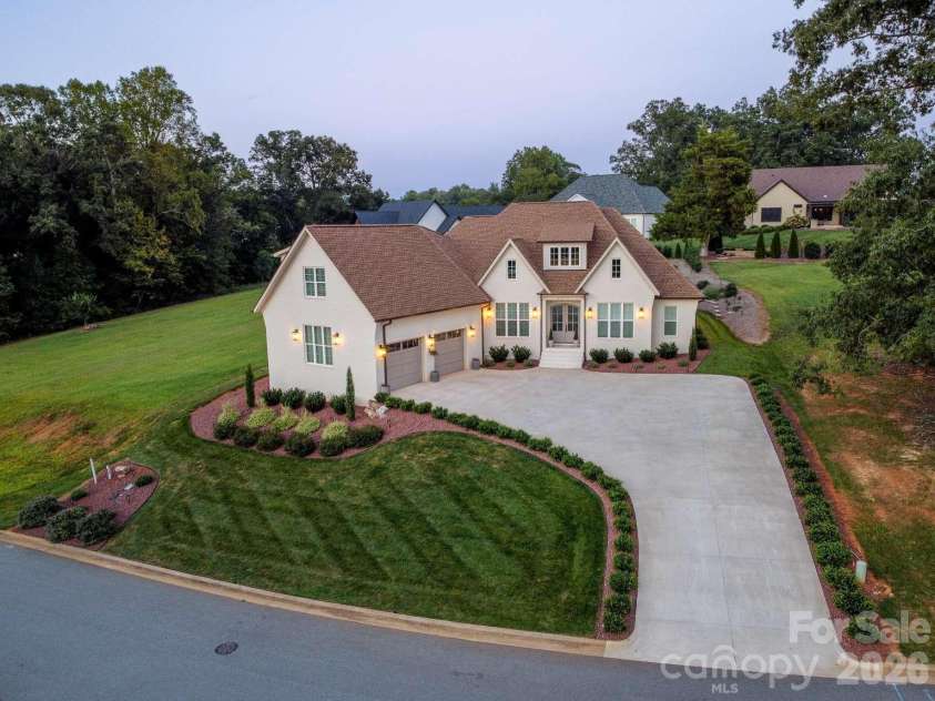 4413 Holly Circle, Conover, NC 28613.  MLS# CAR4422472, YatesRealty ID 49404. 