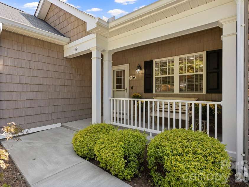 59 Old Pasture Way, Laurel Park, NC 28739.  MLS# CAR4422161, YatesRealty ID 49406. 