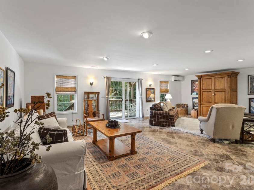 59 Old Pasture Way, Laurel Park, NC 28739.  MLS# CAR4422161, YatesRealty ID 49406. 