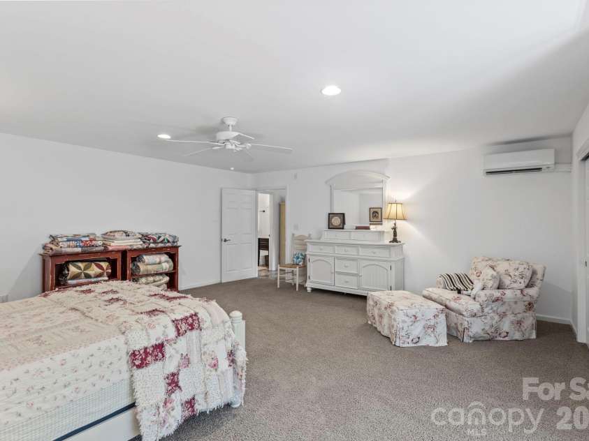 59 Old Pasture Way, Laurel Park, NC 28739.  MLS# CAR4422161, YatesRealty ID 49406. 