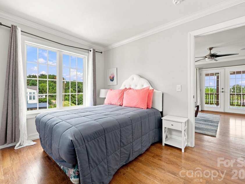 1037 S Main Street, Mars Hill, NC 28754.  MLS# CAR4417706, YatesRealty ID 49407. 