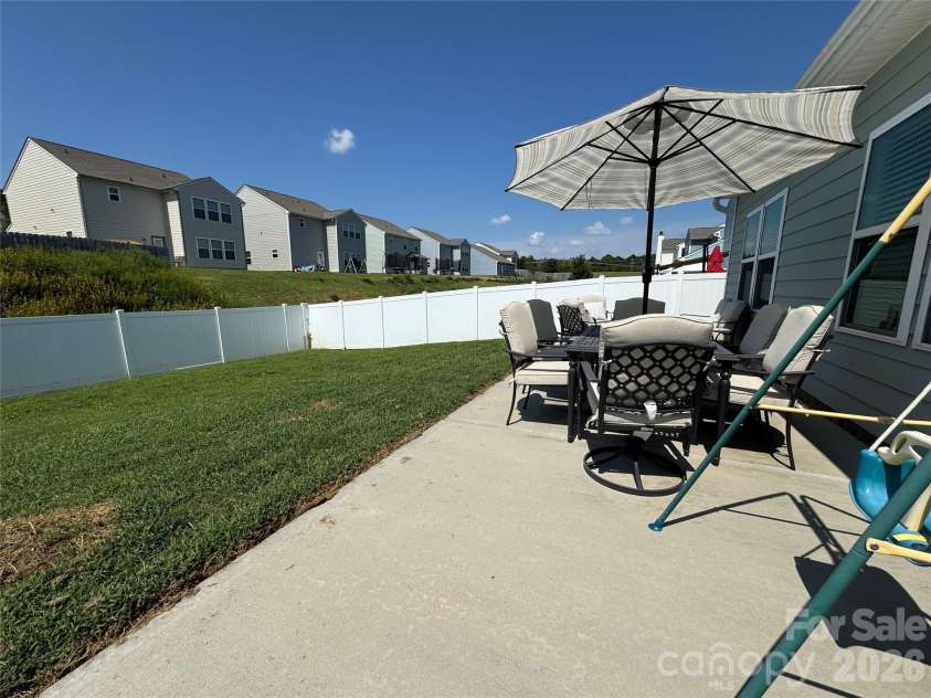 700 Skywatch Lane, Monroe, NC 28112.  MLS# CAR4422492, YatesRealty ID 49408. 