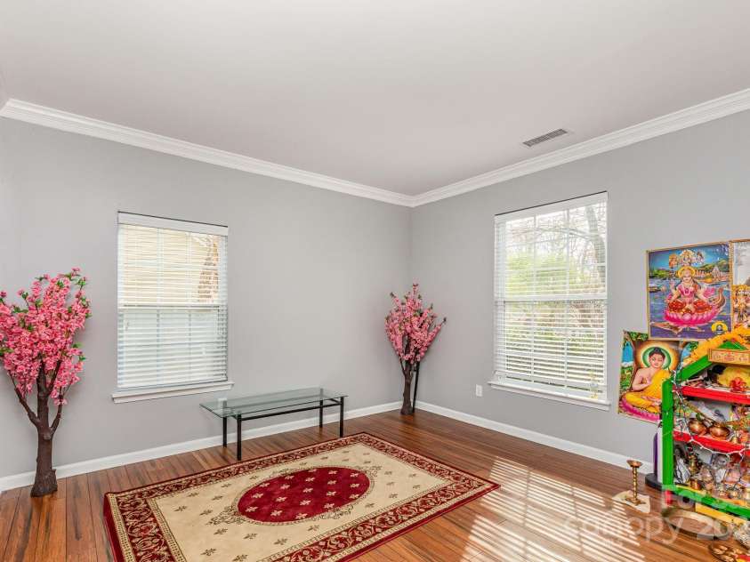 2157 Tommy Lane, Matthews, NC 28105.  MLS# CAR4233463, YatesRealty ID 4941. 