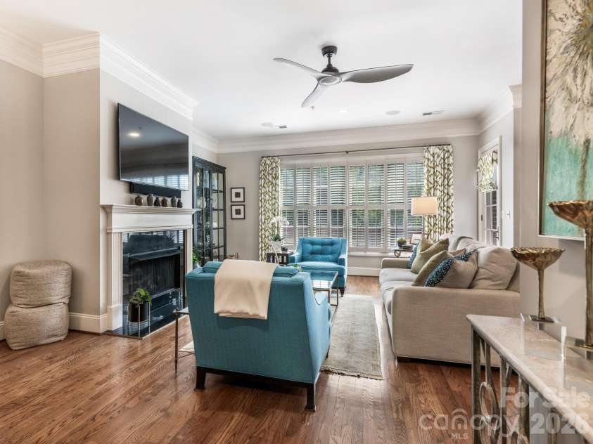 2808 Gablestone Way, Charlotte, NC 28207.  MLS# CAR4420646, YatesRealty ID 49410. 