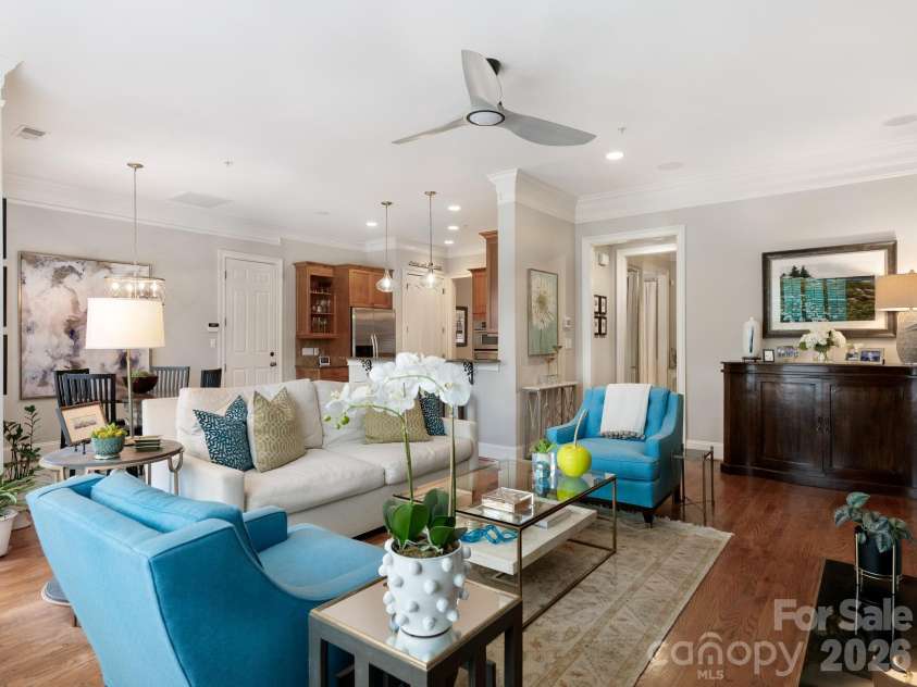 2808 Gablestone Way, Charlotte, NC 28207.  MLS# CAR4420646, YatesRealty ID 49410. 