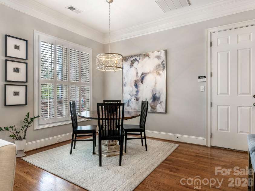 2808 Gablestone Way, Charlotte, NC 28207.  MLS# CAR4420646, YatesRealty ID 49410. 
