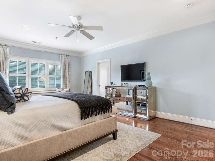 2808 Gablestone Way, Charlotte, NC 28207.  MLS# CAR4420646, YatesRealty ID 49410. 