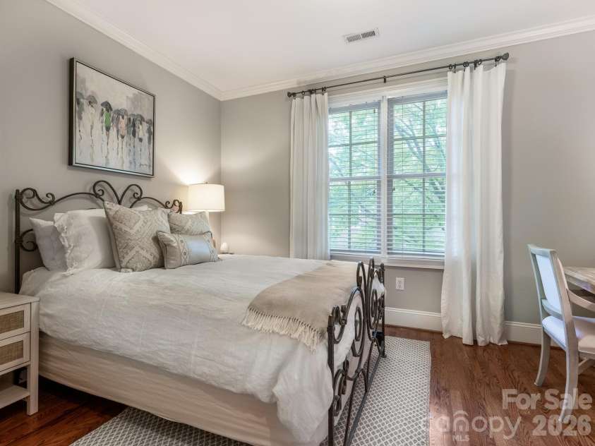 2808 Gablestone Way, Charlotte, NC 28207.  MLS# CAR4420646, YatesRealty ID 49410. 