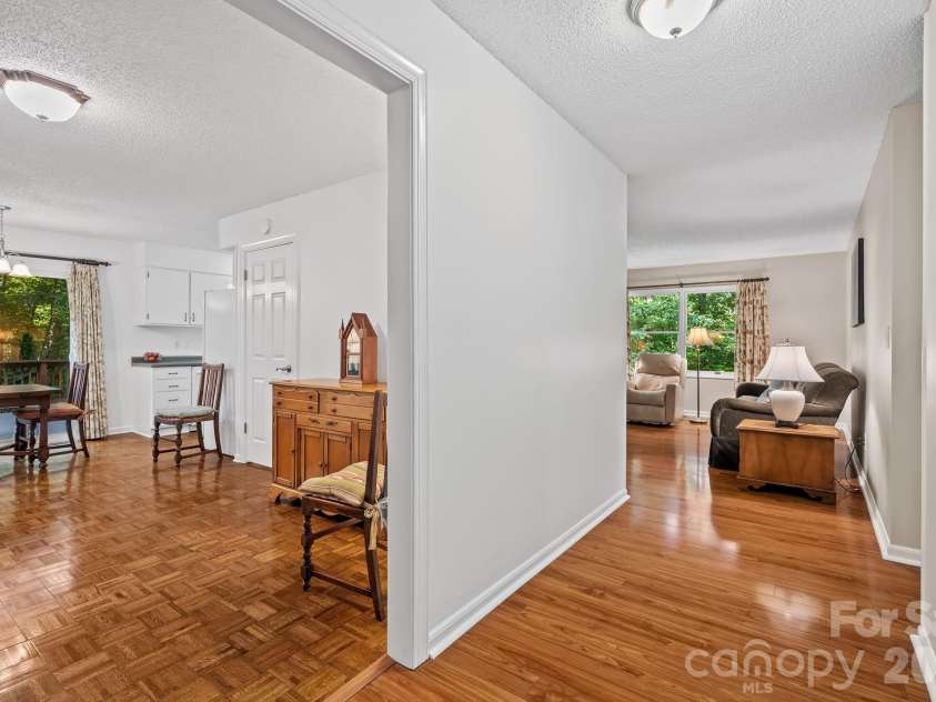 2 Brae Burn Way, Arden, NC 28704.  MLS# CAR4421728, YatesRealty ID 49411. 