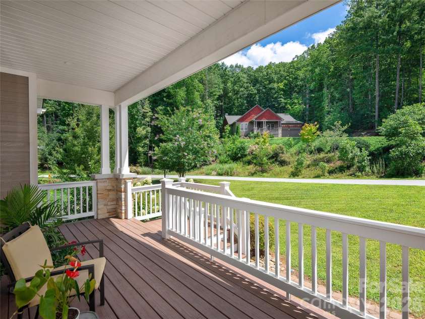 91 Greenwells Glory Drive, Biltmore Lake, NC 28715.  MLS# CAR4422496, YatesRealty ID 49412. 
