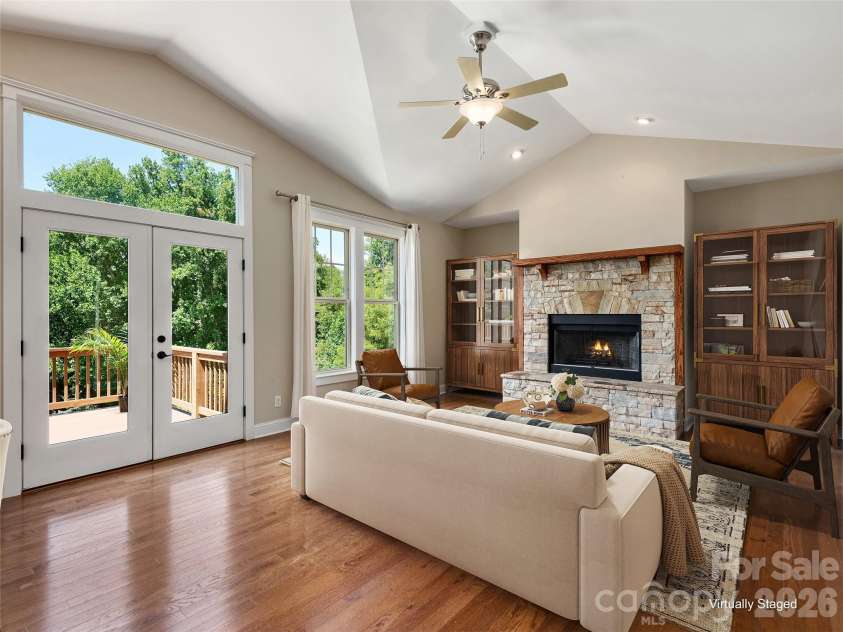 91 Greenwells Glory Drive, Biltmore Lake, NC 28715.  MLS# CAR4422496, YatesRealty ID 49412. 