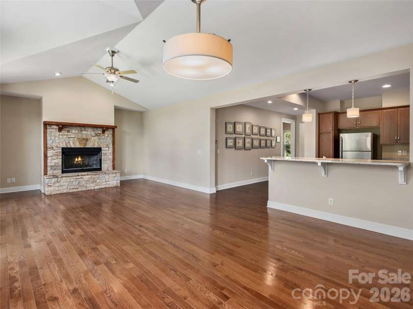 91 Greenwells Glory Drive, Biltmore Lake, NC 28715.  MLS# CAR4422496, YatesRealty ID 49412. 