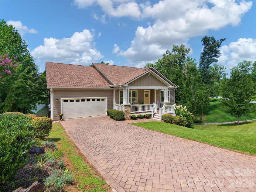 91 Greenwells Glory Drive, Biltmore Lake, NC 28715.  MLS# CAR4422496, YatesRealty ID 49412. 
