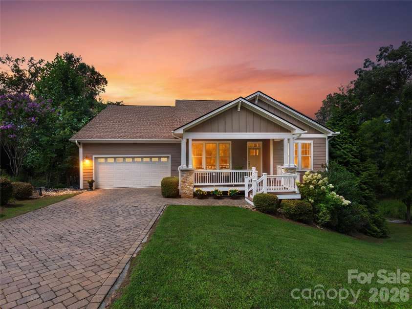 91 Greenwells Glory Drive, Biltmore Lake, NC 28715.  MLS# CAR4422496, YatesRealty ID 49412. 
