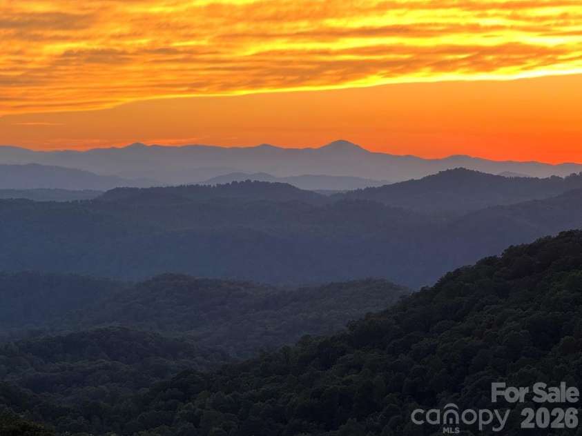 2107 Miller Mountain Road, Saluda, NC 28773.  MLS# CAR4422160, YatesRealty ID 49413. 