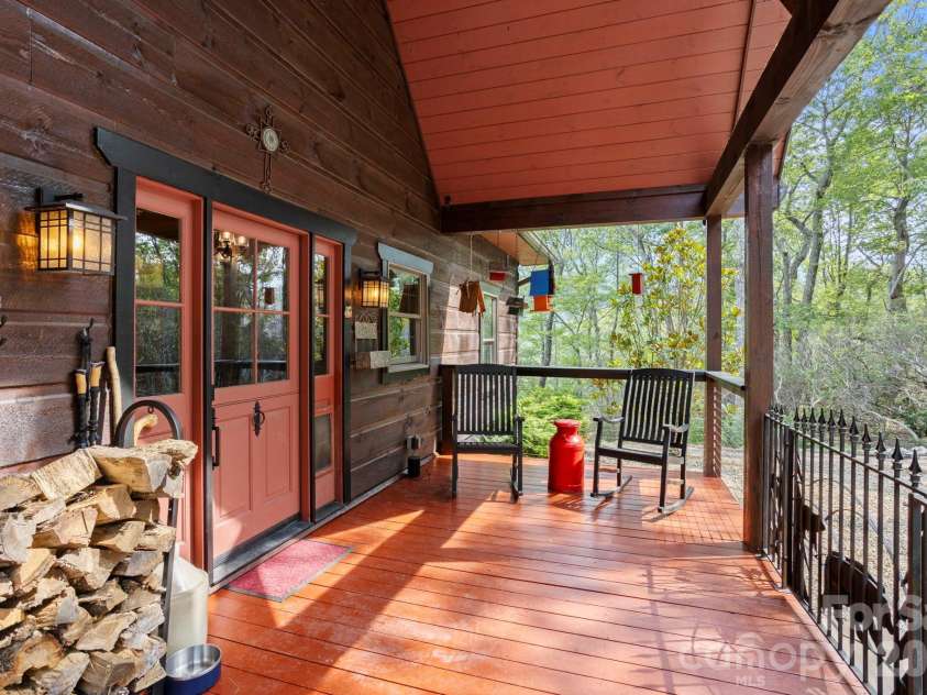 2107 Miller Mountain Road, Saluda, NC 28773.  MLS# CAR4422160, YatesRealty ID 49413. 