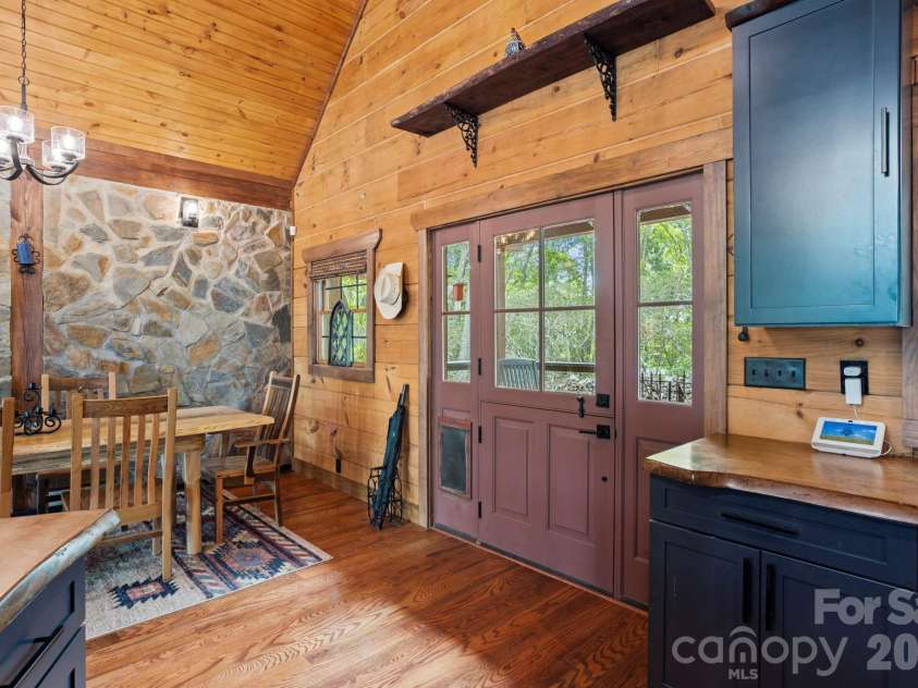 2107 Miller Mountain Road, Saluda, NC 28773.  MLS# CAR4422160, YatesRealty ID 49413. 