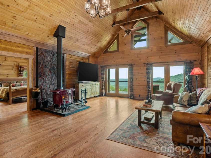 2107 Miller Mountain Road, Saluda, NC 28773.  MLS# CAR4422160, YatesRealty ID 49413. 