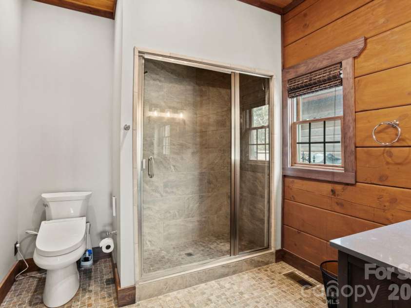2107 Miller Mountain Road, Saluda, NC 28773.  MLS# CAR4422160, YatesRealty ID 49413. 