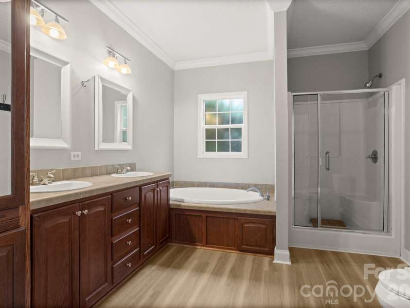 97 Meadowview Drive, Saluda, NC 28773.  MLS# CAR4422197, YatesRealty ID 49414. 