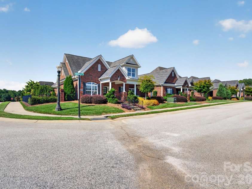 746 Balfe Drive, Rock Hill, SC 29732.  MLS# CAR4422165, YatesRealty ID 49418. 