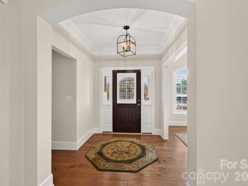 746 Balfe Drive, Rock Hill, SC 29732.  MLS# CAR4422165, YatesRealty ID 49418. Foyer