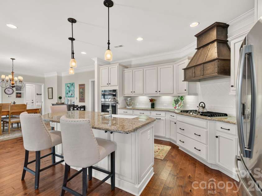 746 Balfe Drive, Rock Hill, SC 29732.  MLS# CAR4422165, YatesRealty ID 49418. Kitchen