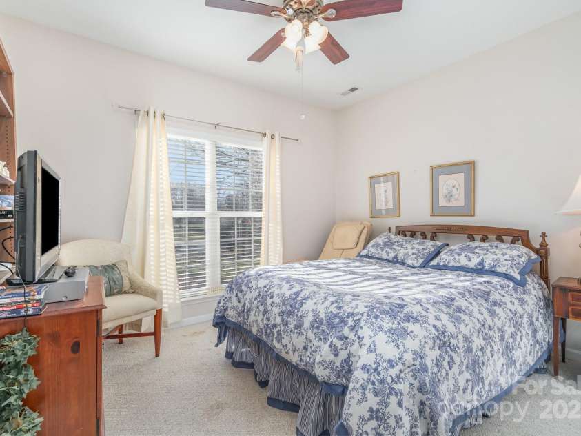 119 Ivy Creek Lane, Mooresville, NC 28115.  MLS# CAR4325305, YatesRealty ID 4942. 