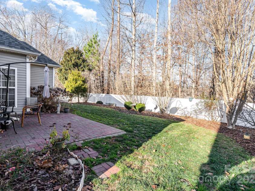 119 Ivy Creek Lane, Mooresville, NC 28115.  MLS# CAR4325305, YatesRealty ID 4942. 