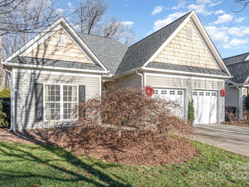 119 Ivy Creek Lane, Mooresville, NC 28115.  MLS# CAR4325305, YatesRealty ID 4942. 