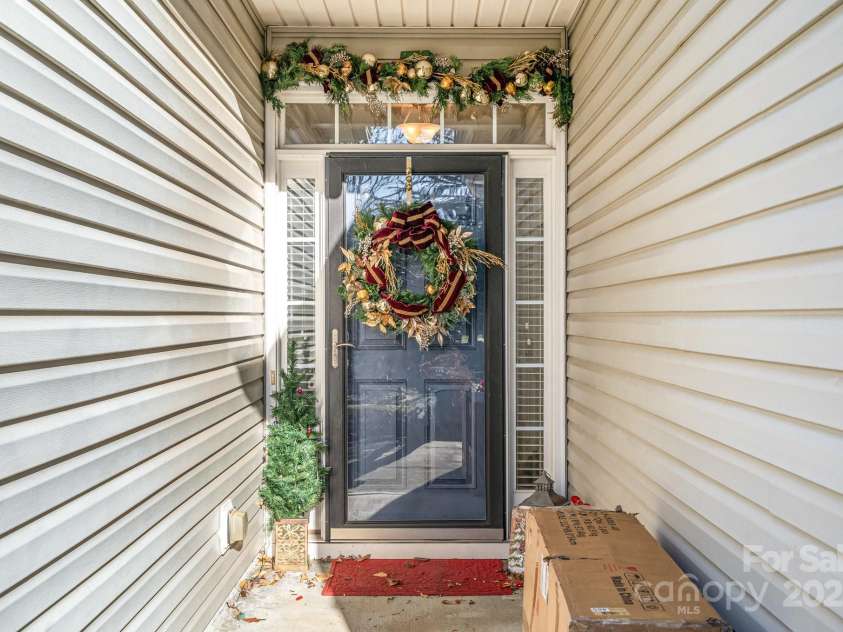 119 Ivy Creek Lane, Mooresville, NC 28115.  MLS# CAR4325305, YatesRealty ID 4942. 