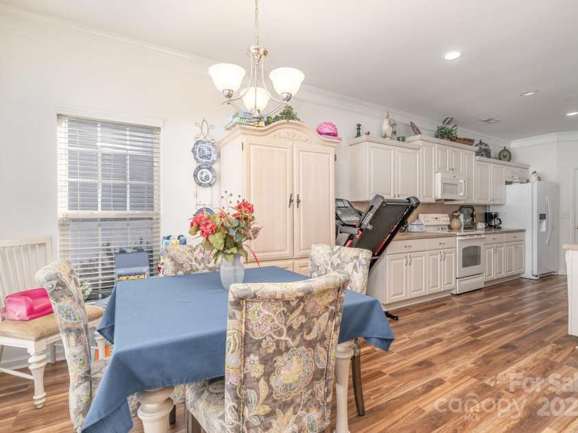 119 Ivy Creek Lane, Mooresville, NC 28115.  MLS# CAR4325305, YatesRealty ID 4942. 