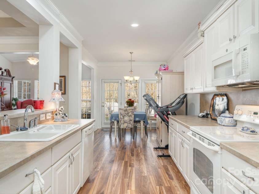 119 Ivy Creek Lane, Mooresville, NC 28115.  MLS# CAR4325305, YatesRealty ID 4942. 