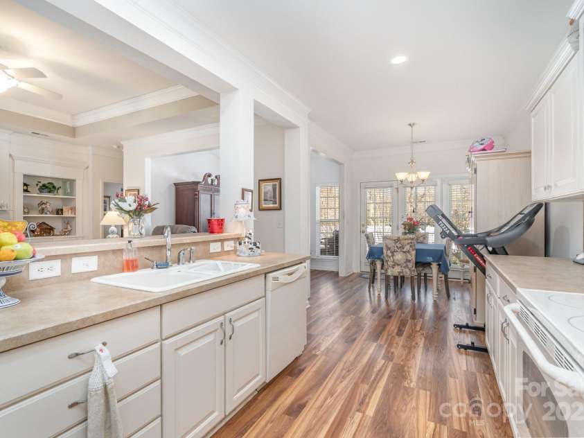 119 Ivy Creek Lane, Mooresville, NC 28115.  MLS# CAR4325305, YatesRealty ID 4942. 