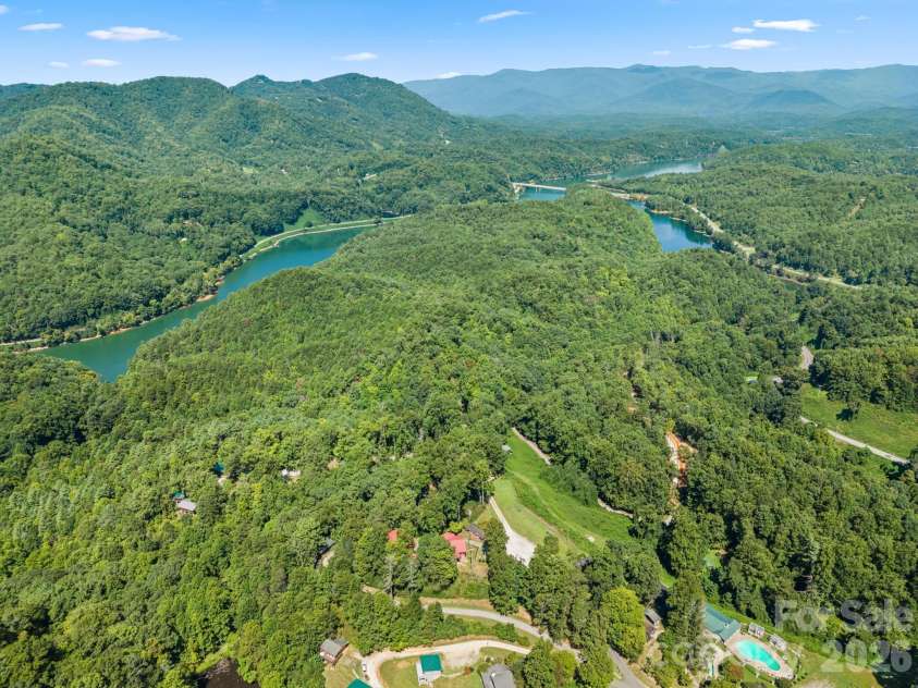57 Observation Point Road, Bryson City, NC 28713.  MLS# CAR4422097, YatesRealty ID 49420. 