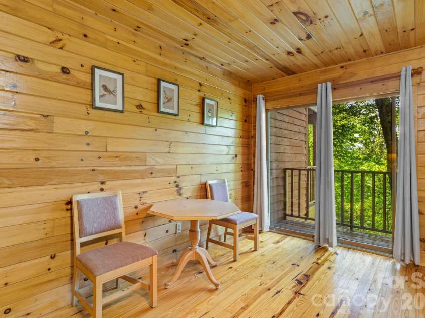 57 Observation Point Road, Bryson City, NC 28713.  MLS# CAR4422097, YatesRealty ID 49420. 