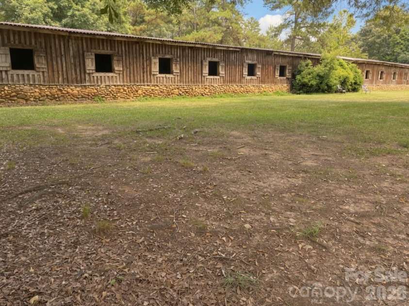 350 Vick Russell Lane, Columbus, NC 28722.  MLS# CAR4409323, YatesRealty ID 49422. 