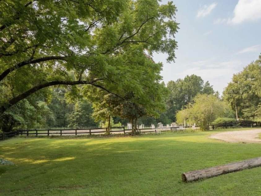 350 Vick Russell Lane, Columbus, NC 28722.  MLS# CAR4409323, YatesRealty ID 49422. 