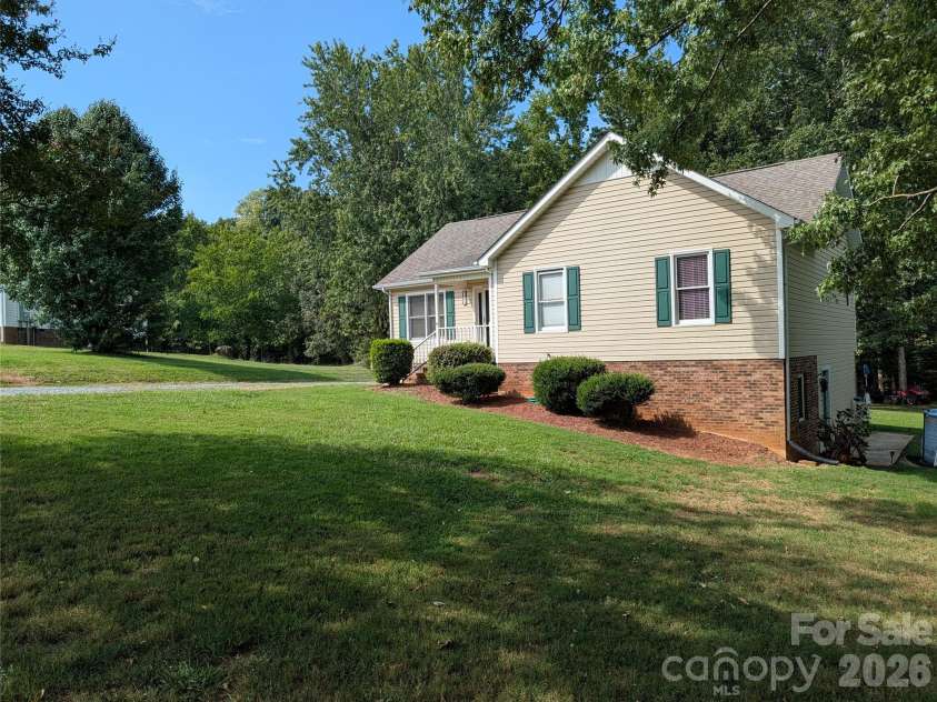 132 Altan Ridge Drive, Monroe, NC 28112.  MLS# CAR4422342, YatesRealty ID 49423. 