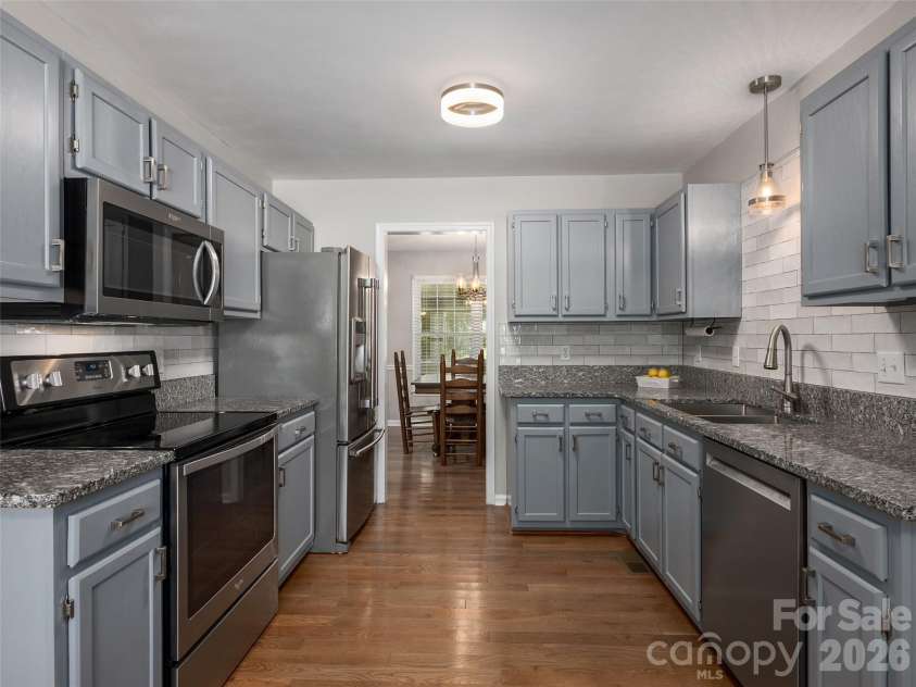 22 Southchase Drive, Fletcher, NC 28732.  MLS# CAR4422521, YatesRealty ID 49424. 