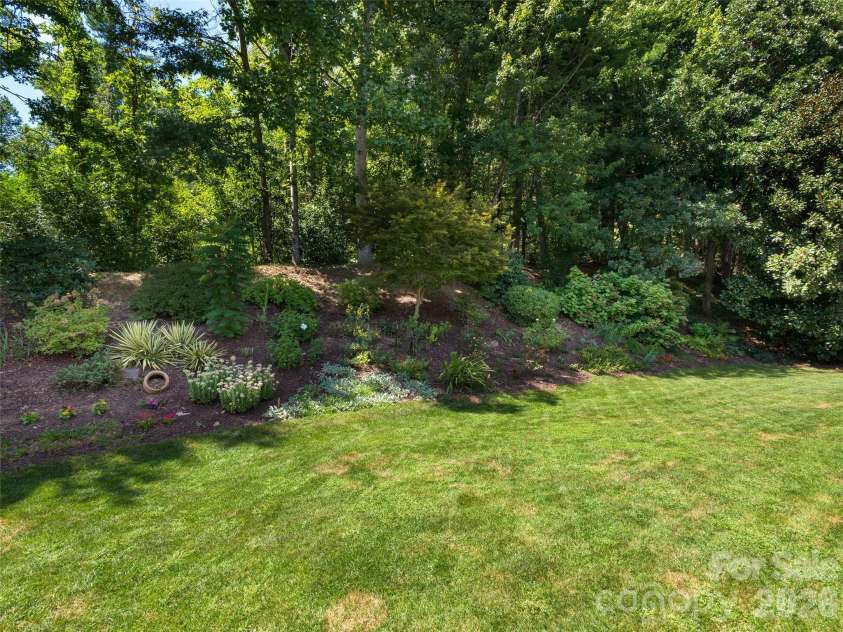 22 Southchase Drive, Fletcher, NC 28732.  MLS# CAR4422521, YatesRealty ID 49424. 